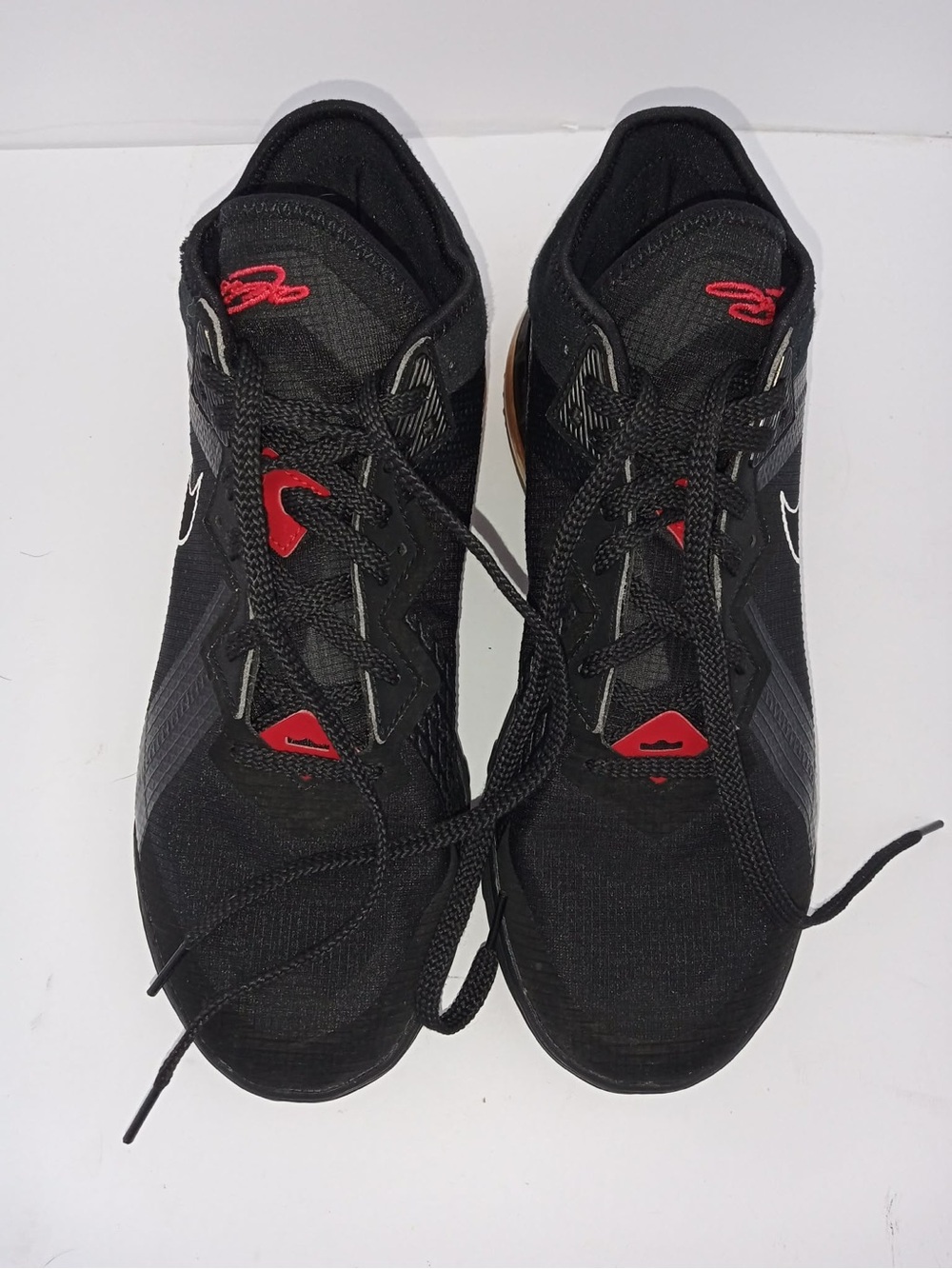 Nike LeBron Basketball Shoes Black Red Athletic Sneakers